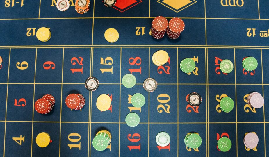 Digital Table Games, User Experience, and Modern Accessibility